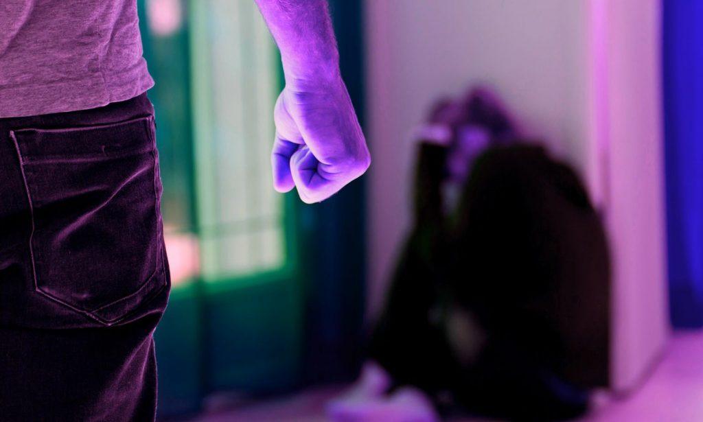 delito de violencia intrafamiliar